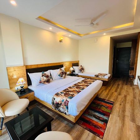The Pinerock Resort, Mussoorie Ngoại thất bức ảnh